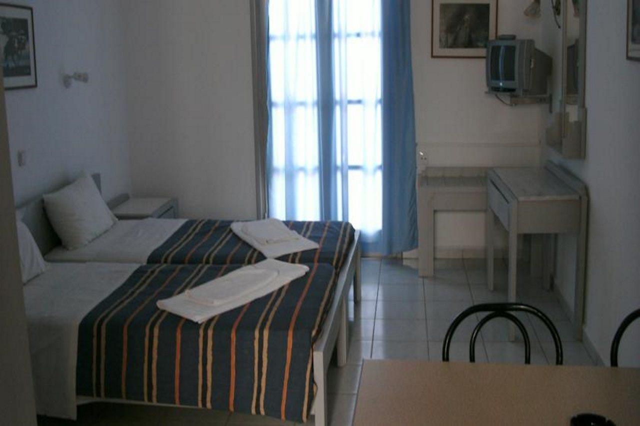 Ifigenia Apartments ヘルソニソス エクステリア 写真