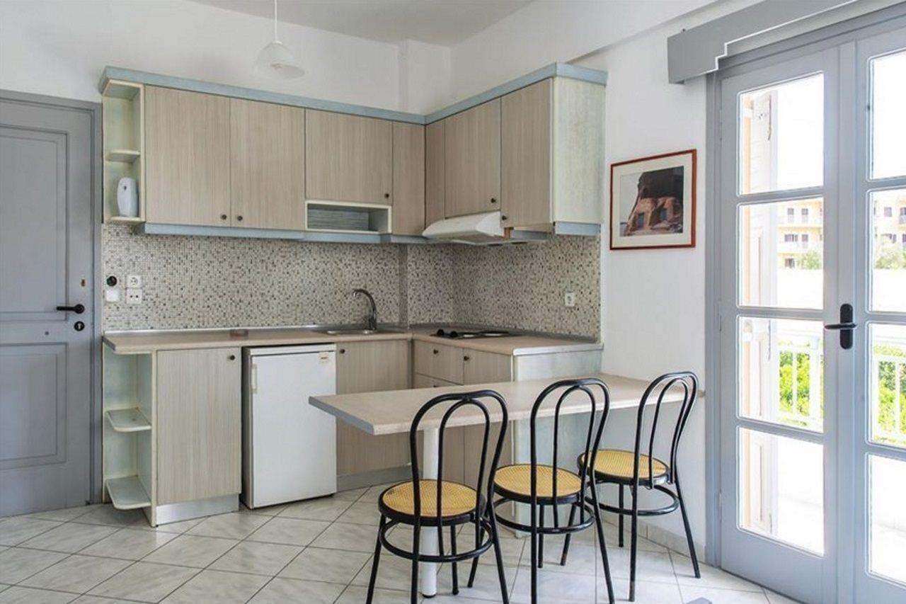 Ifigenia Apartments ヘルソニソス エクステリア 写真
