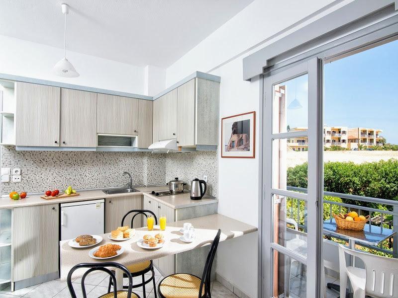 Ifigenia Apartments ヘルソニソス エクステリア 写真