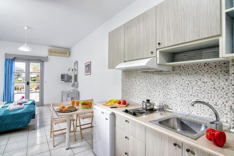 Ifigenia Apartments ヘルソニソス エクステリア 写真